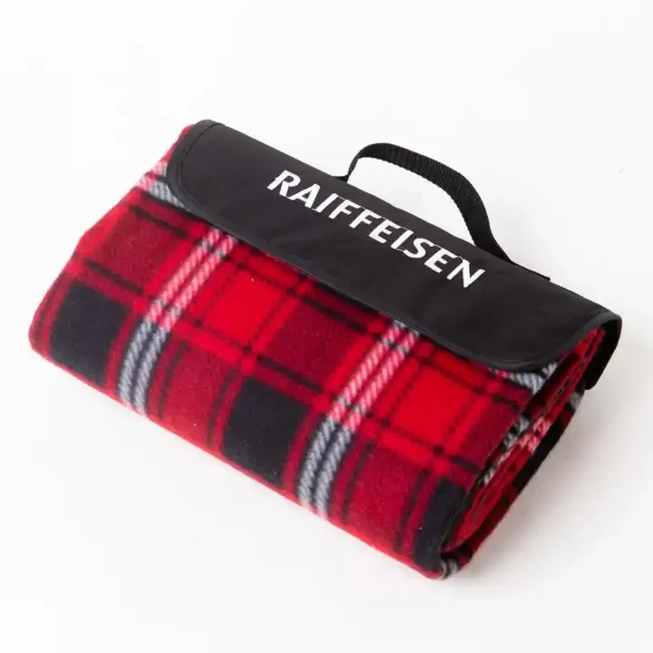 Kannettava Polar Fleece -piknikpeitto